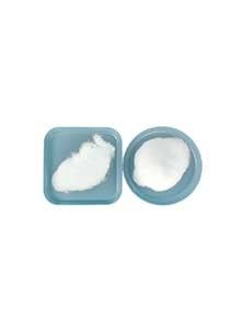 Un buen precio. Polvo caliente del derretimiento del PES blanco de 80um 170um usado en materias textiles y ropa en línea